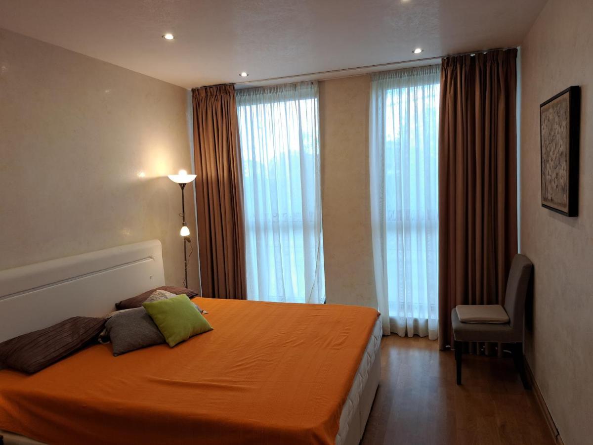 Andy Service Appartmentsリガ エクステリア 写真